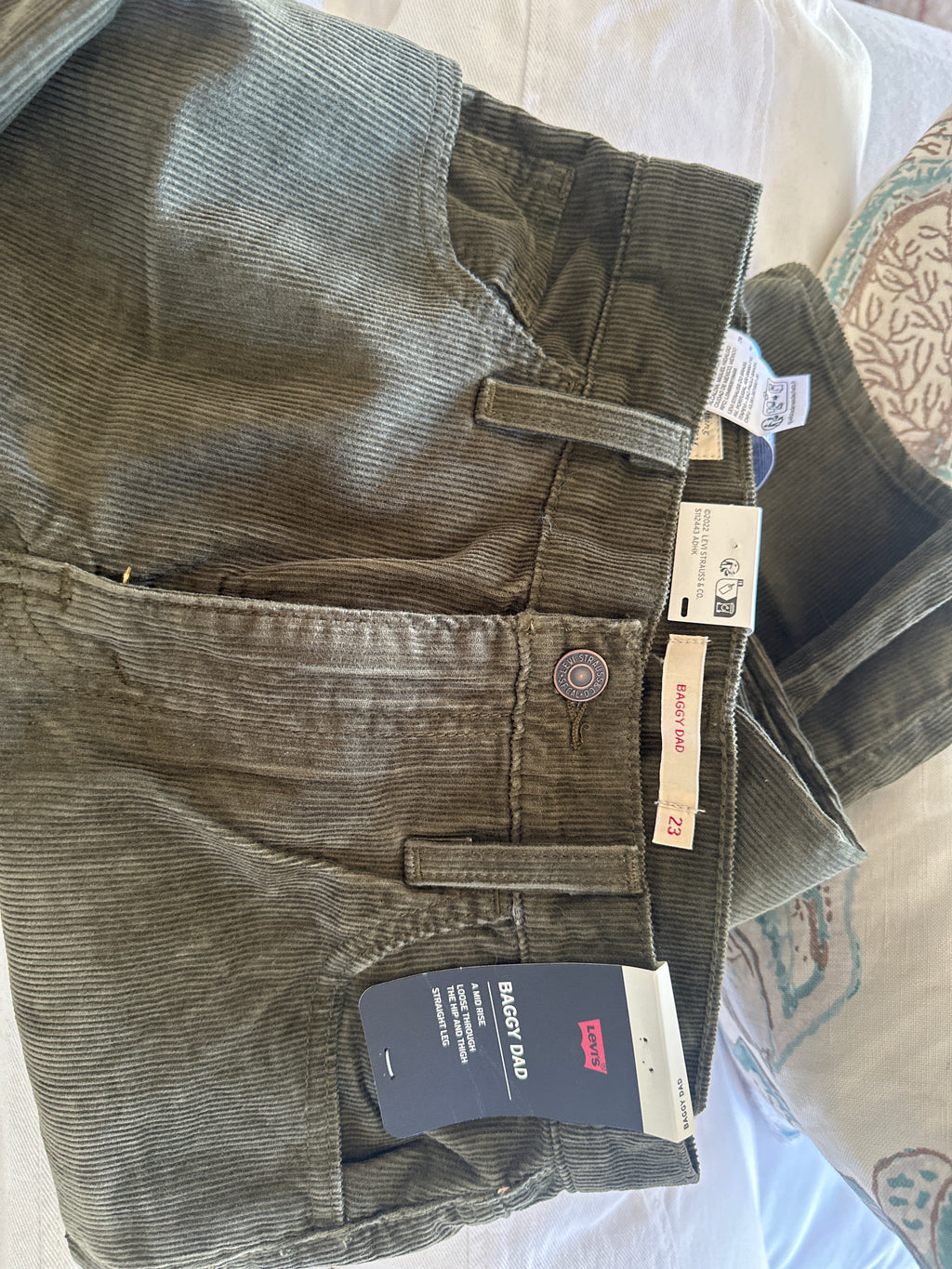 SOLD OUT LEVI’S Sz 23 Green Cords NWT
